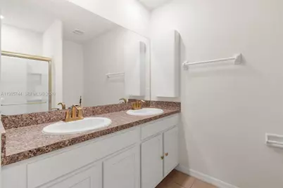10966 Penny Gale Loop #10966, Other City - In The State Of Florida, FL 33576 - Photo 9