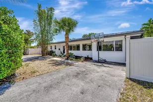 2506 NE 30th St, Fort Lauderdale, FL 33306 - Photo 55