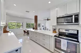 2506 NE 30th St, Fort Lauderdale, FL 33306 - Photo 13
