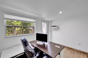 2506 NE 30th St, Fort Lauderdale, FL 33306 - Photo 33