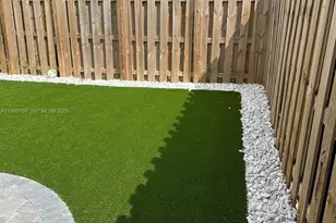 12221 NW 23rd Pl, Miami, FL 33167 - Photo 11