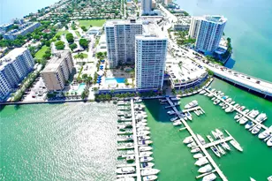 7601 E Treasure Dr, North Bay Village, FL 33141 - Photo 33