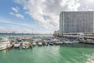 7601 E Treasure Dr, North Bay Village, FL 33141 - Photo 31