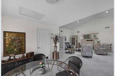 7506 SW 26th Ct #10, Davie, FL 33314 - Photo 23