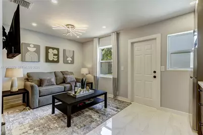 2302 Taylor St #2, Hollywood, FL 33020 - Photo 5