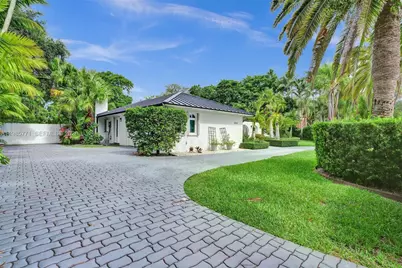 13110 SW 104th Ave, Miami, FL 33176 - Photo 49