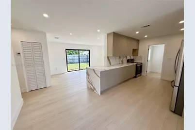 3810 NW 173rd Ter, Miami Gardens, FL 33055 - Photo 7