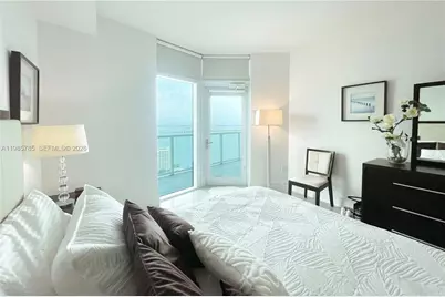 1900 N Bayshore Dr #2804, Miami, FL 33132 - Photo 13