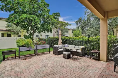 760 NE 193rd Ter, Miami, FL 33179 - Photo 23