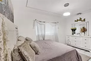 1675 NE 160th St, North Miami Beach, FL 33162 - Photo 11