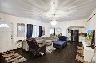 1675 NE 160th St, North Miami Beach, FL 33162 - Photo 5