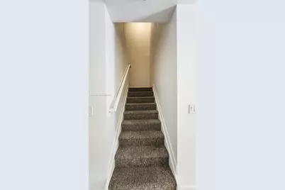 470 NE 194th Ter #470, Miami, FL 33179 - Photo 11