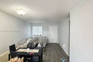 5290 W 21st Ct, Hialeah, FL 33016 - Photo 7