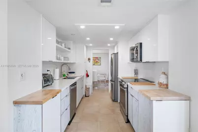 4000 Towerside Ter #1102, Miami, FL 33138 - Photo 5