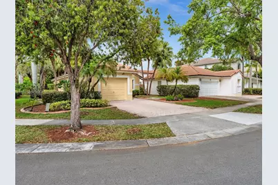 1208 NW 170th Ave, Pembroke Pines, FL 33028 - Photo 3