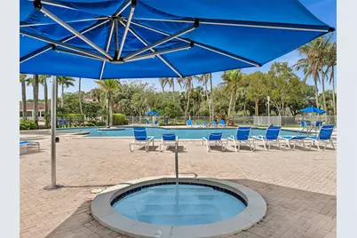 1208 NW 170th Ave, Pembroke Pines, FL 33028 - Photo 31