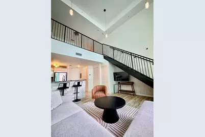 300 S Biscayne Blvd #L-1210, Miami, FL 33131 - Photo 13