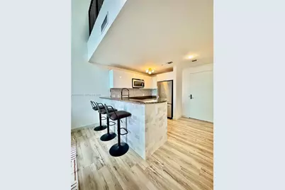 300 S Biscayne Blvd #L-1210, Miami, FL 33131 - Photo 7