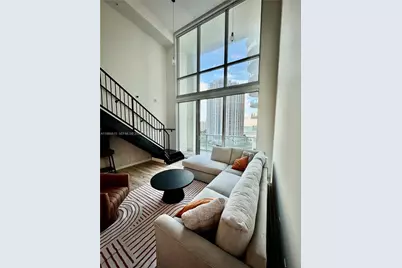 300 S Biscayne Blvd #L-1210, Miami, FL 33131 - Photo 19