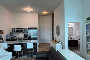 1900 N Bayshore Dr, Miami, FL 33132 - Photo 9