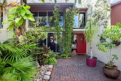 10449 SW 78th St, Miami, FL 33173 - Photo 3