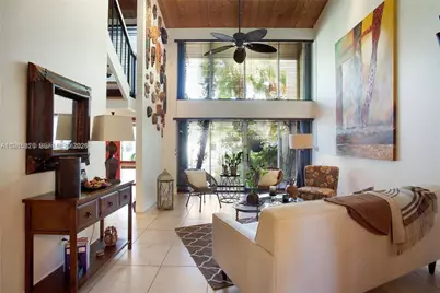 10449 SW 78th St, Miami, FL 33173 - Photo 13