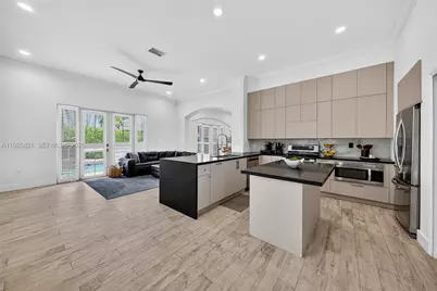 10102 SW 158th Ct, Miami, FL 33196 - Photo 13