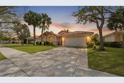 16898 Crestview Ln, Weston, FL 33326 - Photo 1