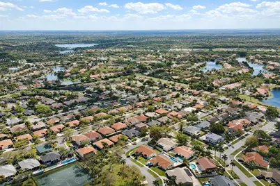 16898 Crestview Ln, Weston, FL 33326 - Photo 27