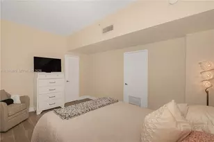 3001 S Ocean Dr, Hollywood, FL 33019 - Photo 5