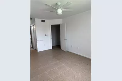 2881 N Oakland Forest Dr #210, Oakland Park, FL 33309 - Photo 9