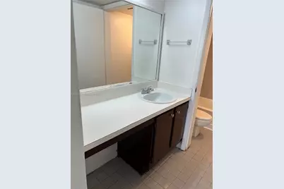 2881 N Oakland Forest Dr #210, Oakland Park, FL 33309 - Photo 11