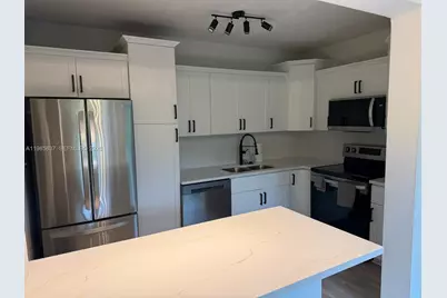 1247 Marseille Dr #16, Miami Beach, FL 33141 - Photo 9