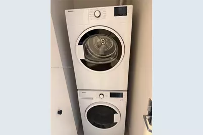 121 NE 5th St #912A, Miami, FL 33132 - Photo 27