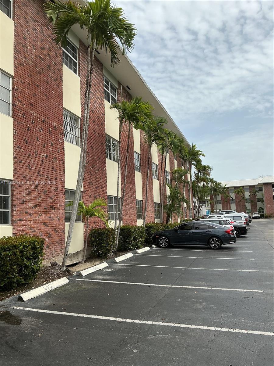 2424 SE 17th Causeway #111B - 2424 SE 17th Causeway #111B, Fort Lauderdale, FL 33316 Luxury Property | Jose Angel Pina