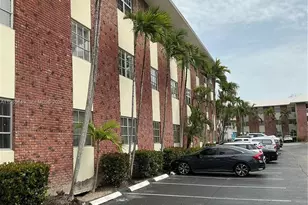 2424 SE 17th Causeway, Fort Lauderdale, FL 33316 - Photo 1