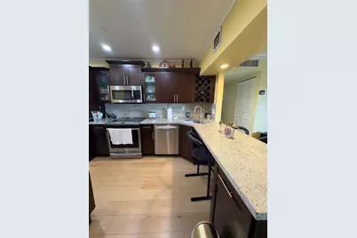 4525 W 20th Ave #529, Hialeah, FL 33012 - Photo 5