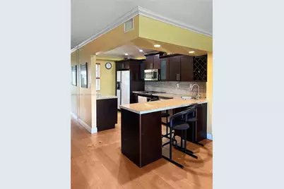 4525 W 20th Ave #529, Hialeah, FL 33012 - Photo 3