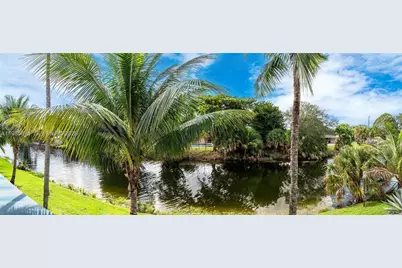 7110 NW 173rd Dr #108, Hialeah, FL 33015 - Photo 31