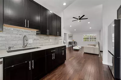 7110 NW 173rd Dr #108, Hialeah, FL 33015 - Photo 13