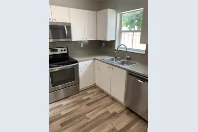 14117 N Forest Oak Cir, Davie, FL 33325 - Photo 9