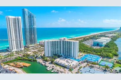 100 Bayview Dr #228, Sunny Isles Beach, FL 33160 - Photo 31