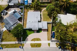 1474 NE 48th Ct, Pompano Beach, FL 33064 - Photo 45