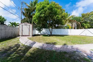 1474 NE 48th Ct, Pompano Beach, FL 33064 - Photo 7