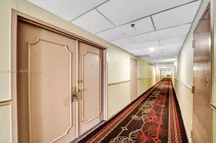 4001 Hillcrest Dr, Hollywood, FL 33021 - Photo 3