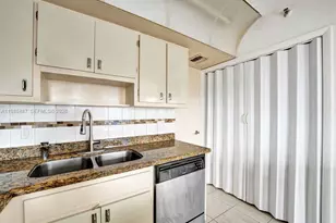 4001 Hillcrest Dr, Hollywood, FL 33021 - Photo 33