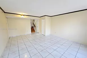 365 NW 85th Ct, Miami, FL 33126 - Photo 9