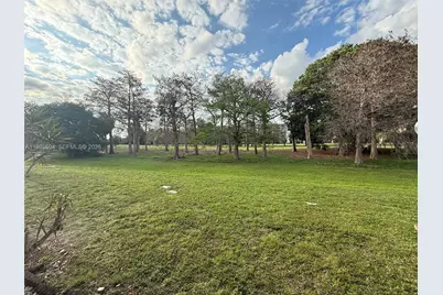 4136 Inverrary Dr #15C, Lauderhill, FL 33319 - Photo 11