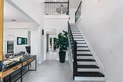 5100 NW 76th Pl, Fort Lauderdale, FL 33073 - Photo 11