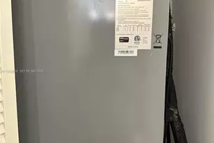 11685 Canal Dr, North Miami, FL 33181 - Photo 21